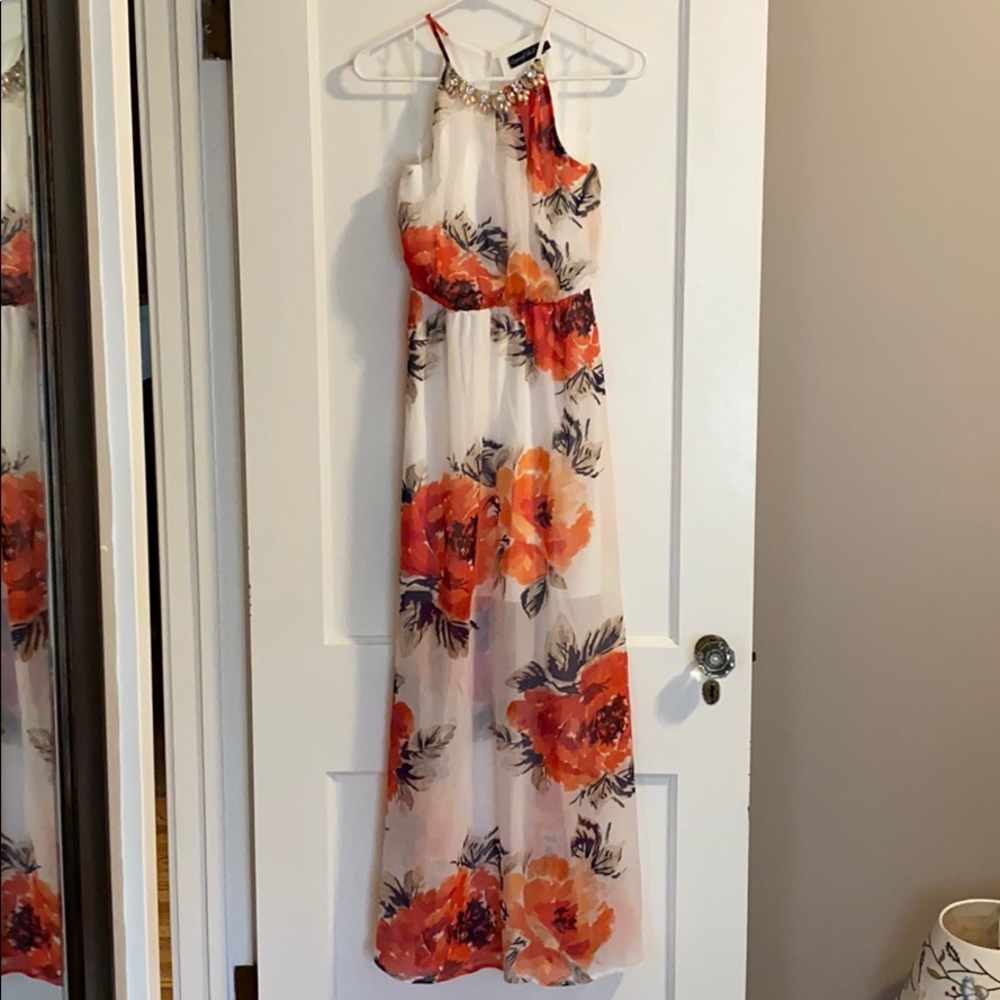 Maxi dress